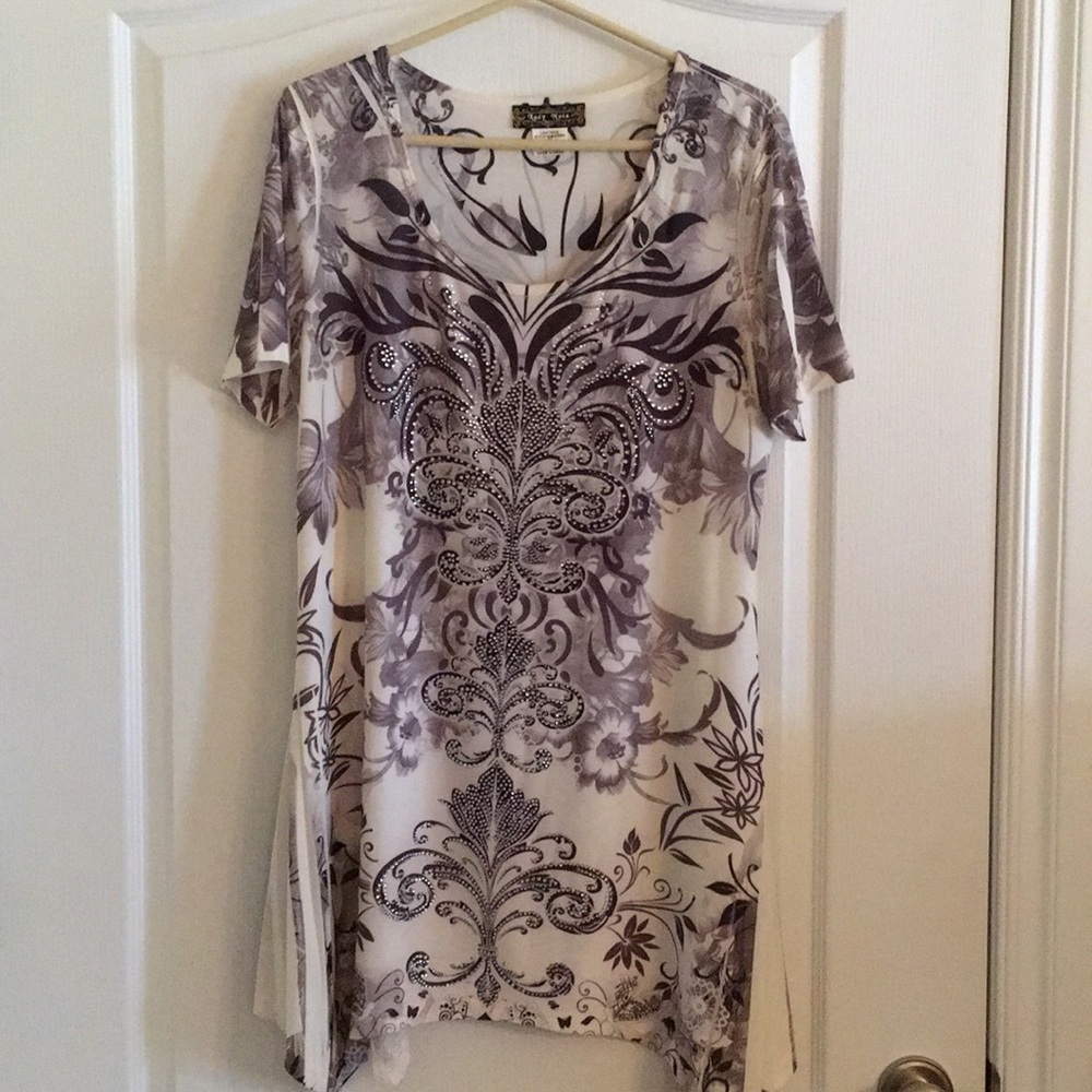 Lady Noiz Tunic Blouse